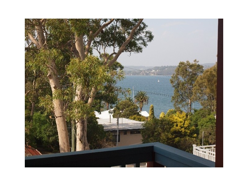 15 Dewrang Crescent, Toronto NSW 2283