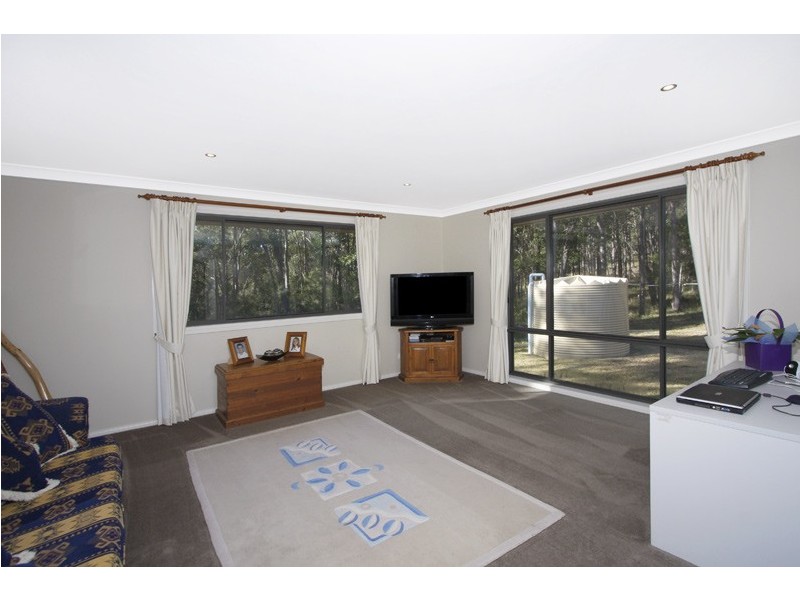 7 Mulbring Street, Awaba NSW 2283