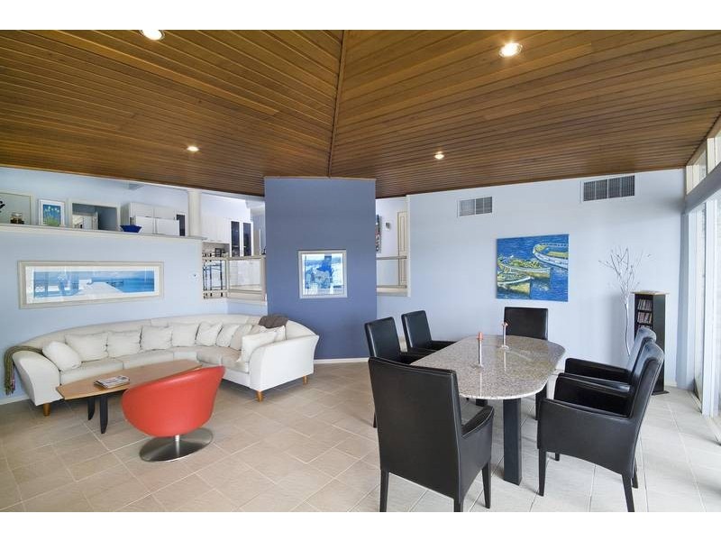 68 Kilaben Road, Kilaben Bay NSW 2283