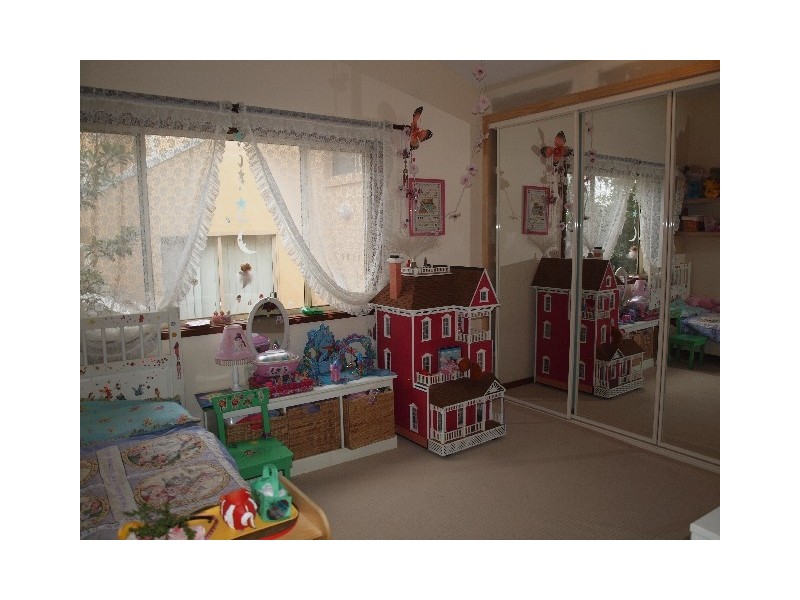 11 Sunlight Parade, Fishing Point NSW 2283
