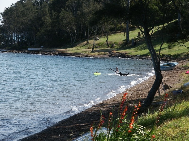 43 Beach Road, Wangi Wangi NSW 2267