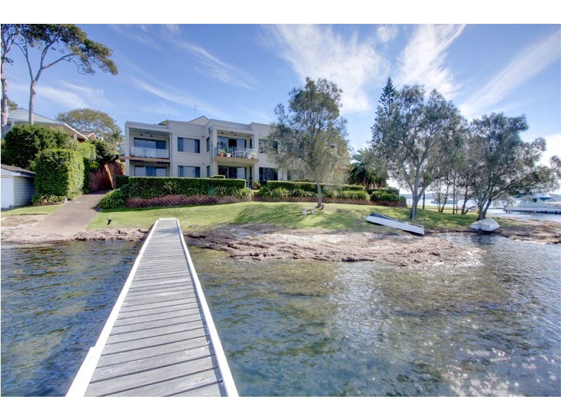 6/8 Ambrose Street, Carey Bay NSW 2283