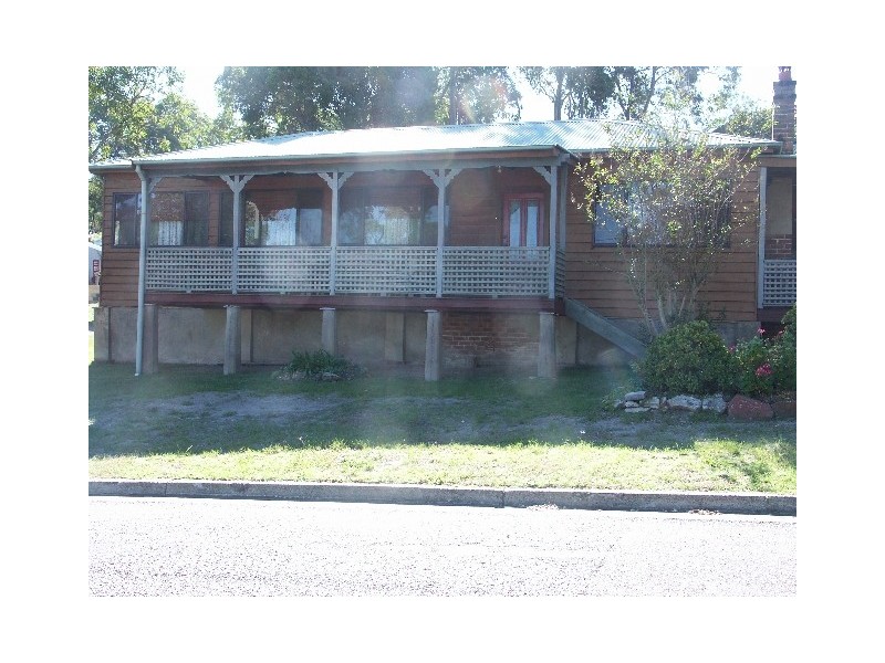 1 Wattle Street, Bolton Point NSW 2283