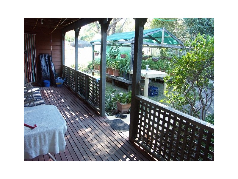 1 Wattle Street, Bolton Point NSW 2283