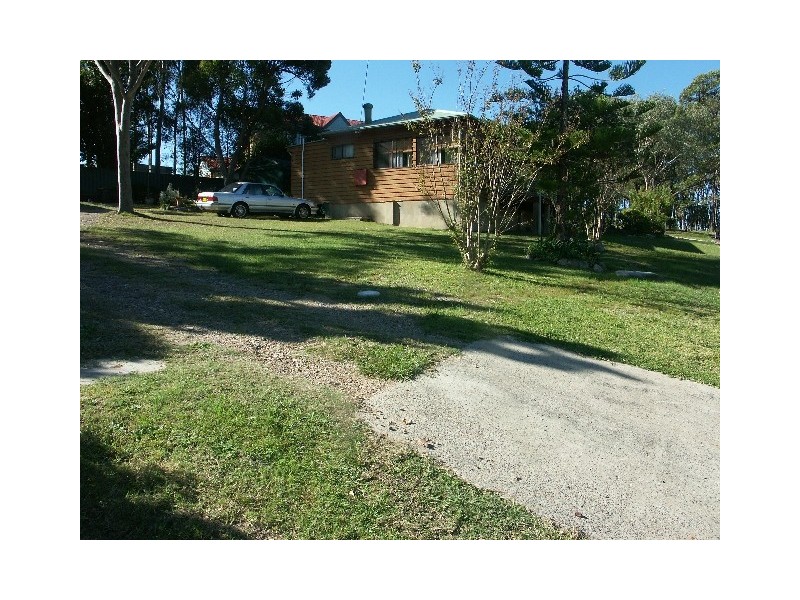 1 Wattle Street, Bolton Point NSW 2283