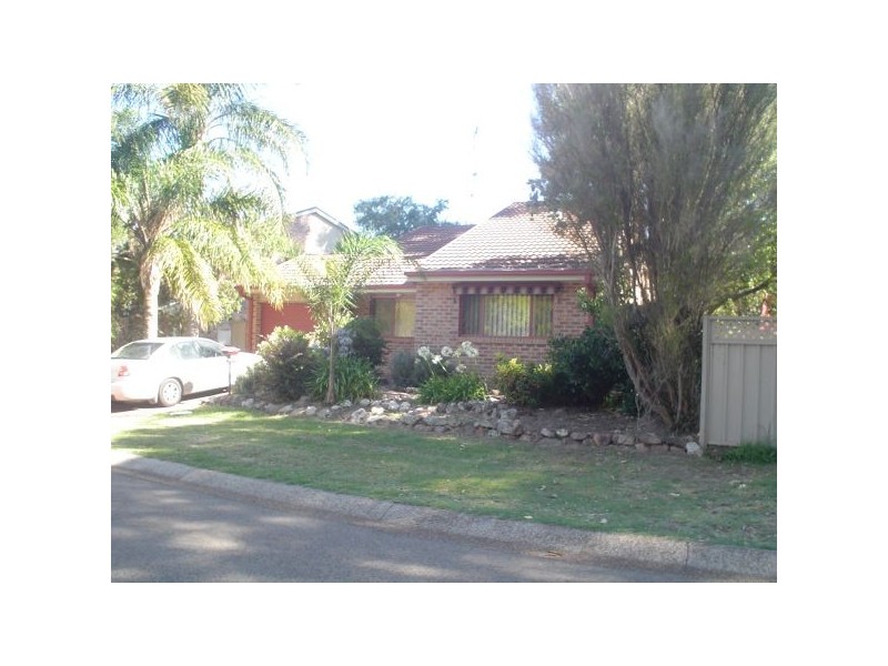 2 Oakhampton Court, Toronto NSW 2283