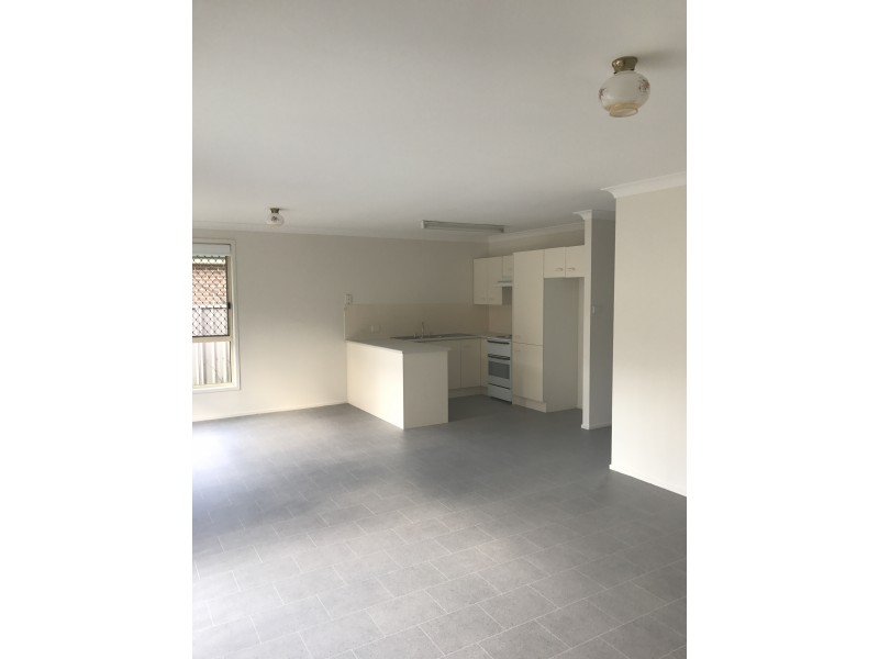 11 Oakhampton Court, Toronto NSW 2283