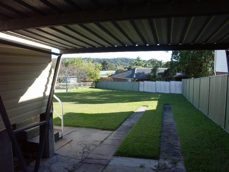 21 Fourth Street, Booragul NSW 2284