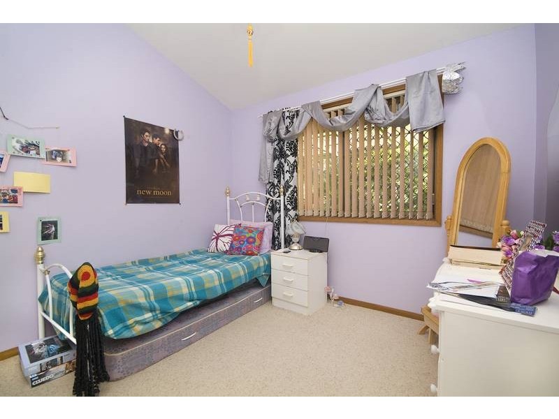 8 Hampton Street, Carey Bay NSW 2283