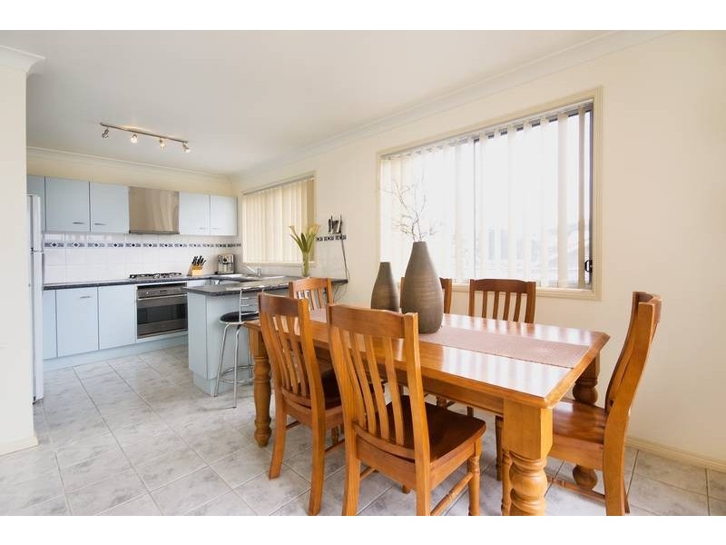 1 Defender Close, Marmong Point NSW 2284