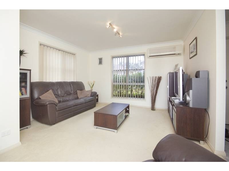 1 Defender Close, Marmong Point NSW 2284