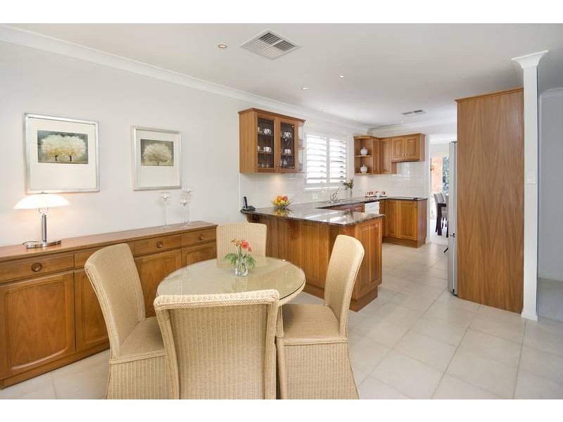 6 Amelia Street, Carey Bay NSW 2283