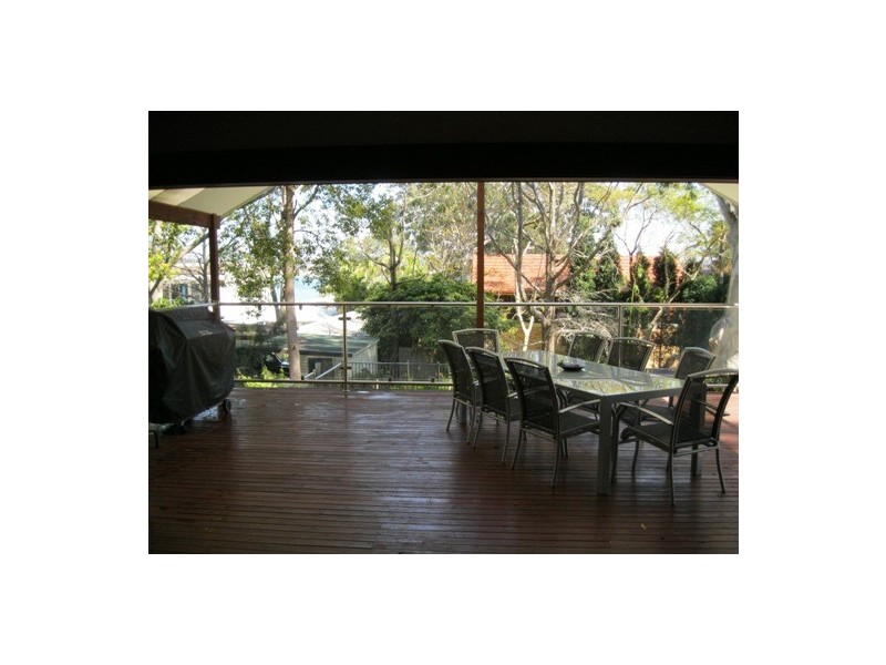 203 Coal Point Road, Coal Point NSW 2283