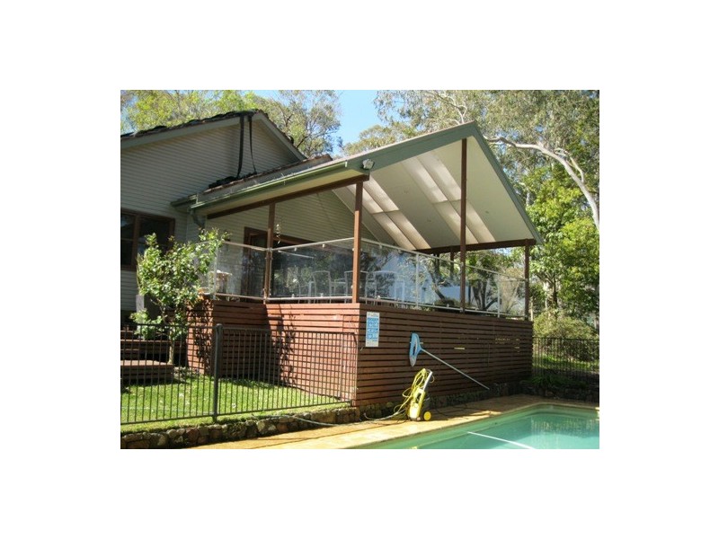 203 Coal Point Road, Coal Point NSW 2283