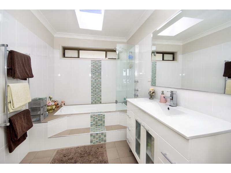 48 Anzac Parade, Toronto NSW 2283