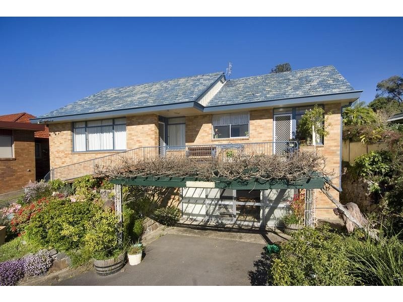 9 Marmong Street, Booragul NSW 2284