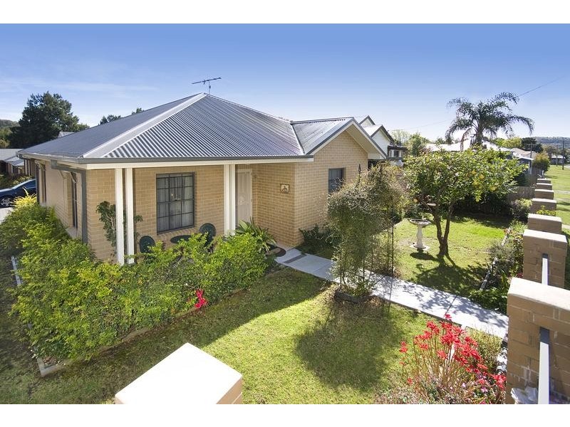 1/11 Cumberland Street, Teralba NSW 2284