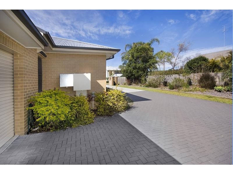 1/11 Cumberland Street, Teralba NSW 2284