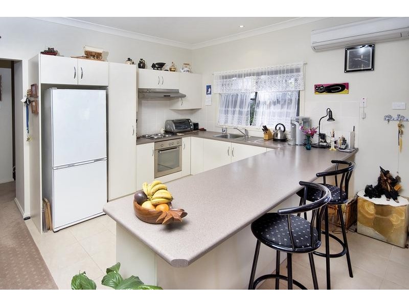 1/11 Cumberland Street, Teralba NSW 2284