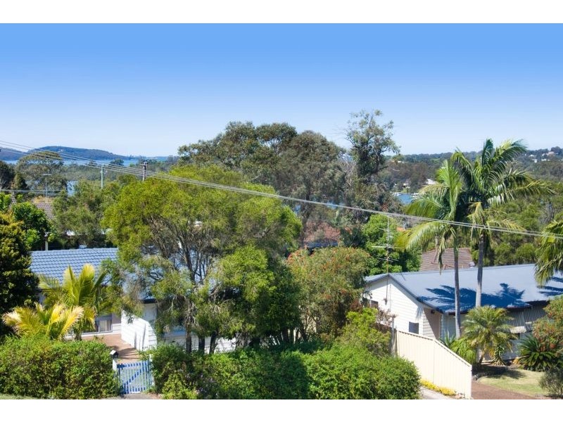 2 Harrowgate Parade, Blackalls Park NSW 2283