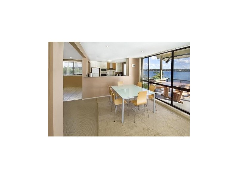 117 Coal Point Road, Coal Point NSW 2283