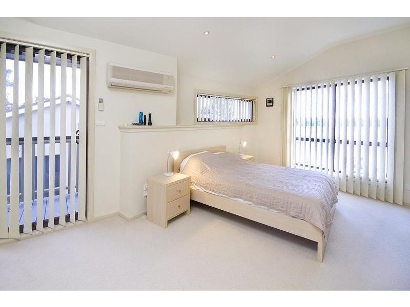 117 Coal Point Road, Coal Point NSW 2283