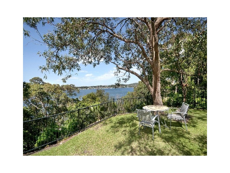 26 Macquarie Street, Bolton Point NSW 2283