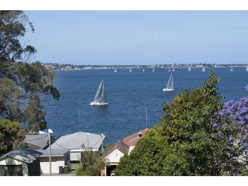 99 Skye Point Road, Coal Point NSW 2283