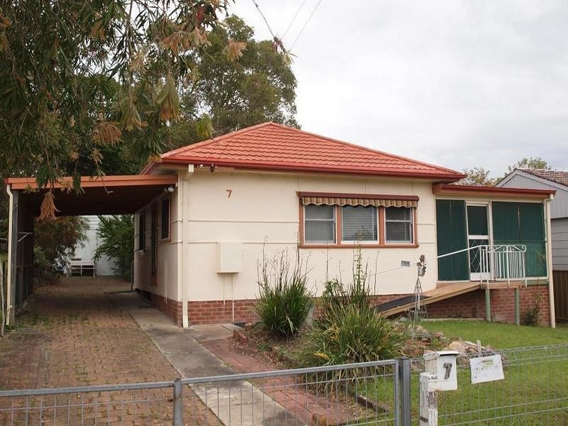 7 Rees Street, Wangi Wangi NSW 2267