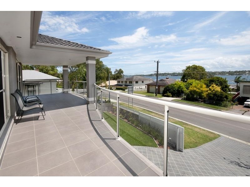 174 Coal Point Road, Coal Point NSW 2283