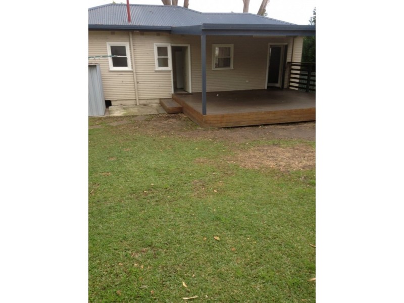 12 Laycock Street, Carey Bay NSW 2283