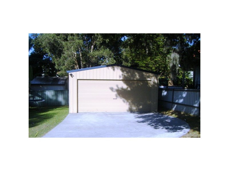 12 Laycock Street, Carey Bay NSW 2283