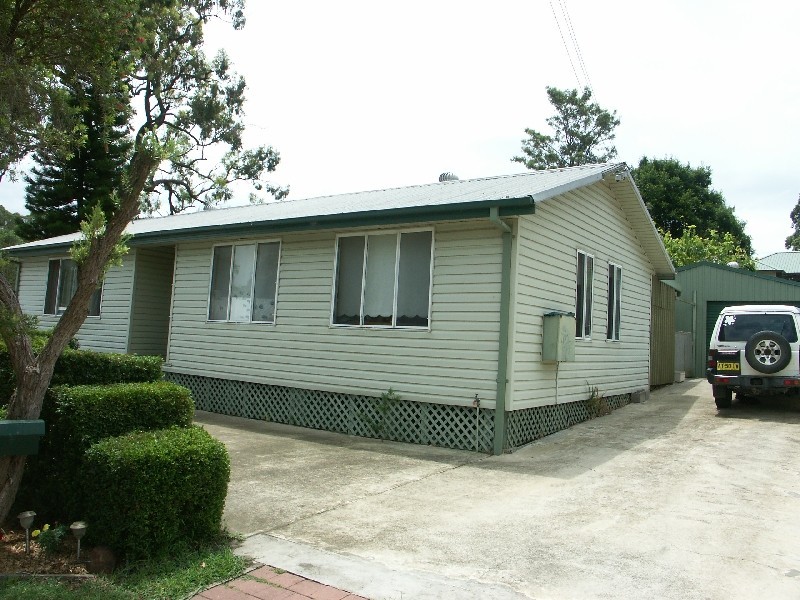 1 Farlow Street, Booragul NSW 2284