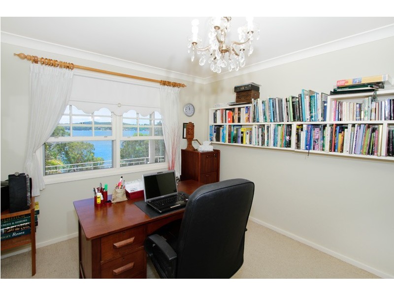 40 George Street, Marmong Point NSW 2284
