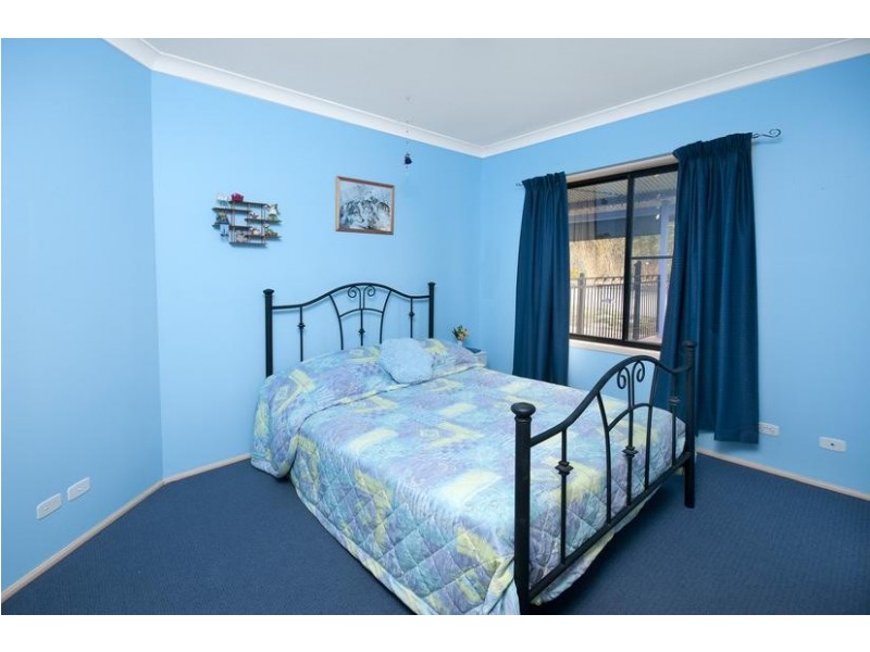 17 Haslemere Crescent, Buttaba NSW 2283