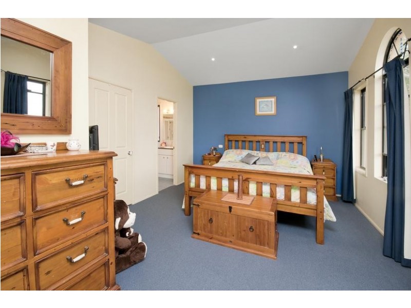 17 Haslemere Crescent, Buttaba NSW 2283