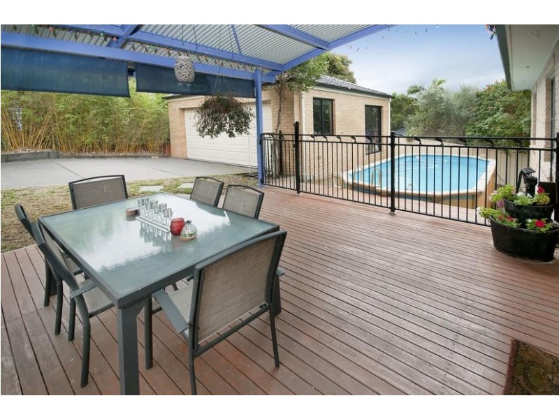 17 Haslemere Crescent, Buttaba NSW 2283
