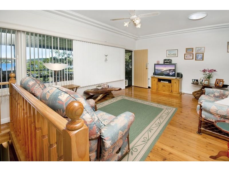 36 Macquarie Street, Bolton Point NSW 2283