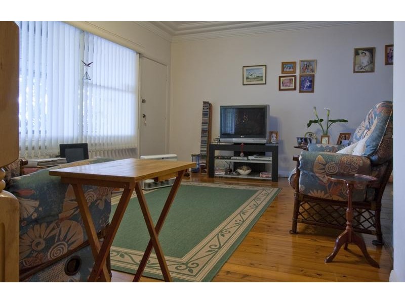 36 Macquarie Street, Bolton Point NSW 2283