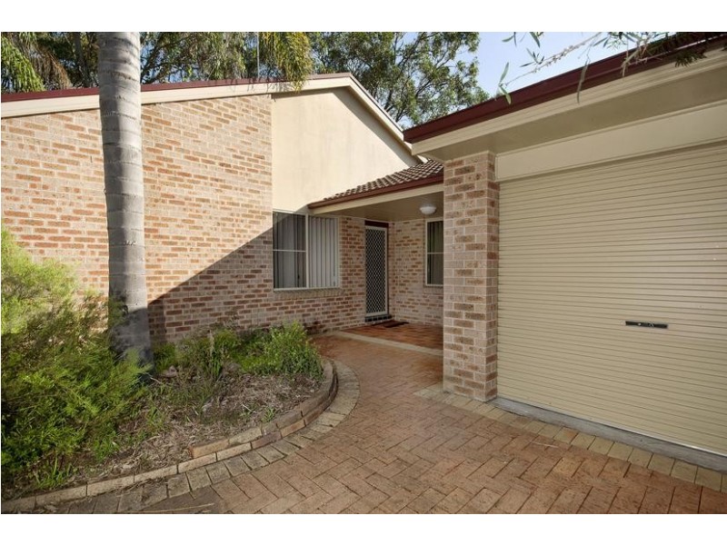 1 Oakhampton Court, Toronto NSW 2283