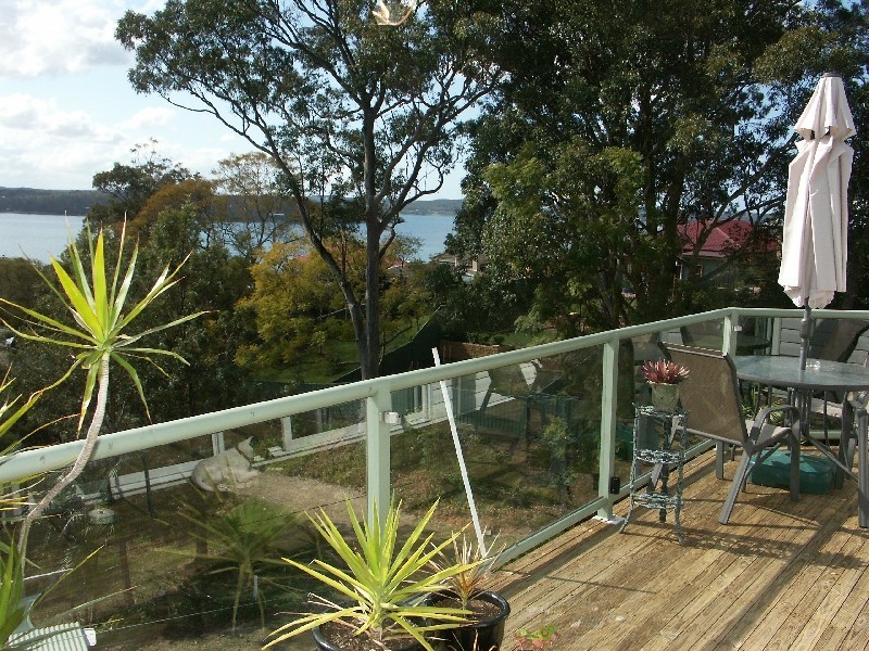 225 Excelsior Parade, Toronto NSW 2283
