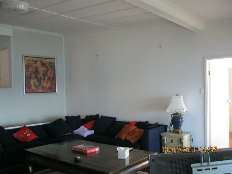 11 Robey Crs, Coal Point NSW 2283