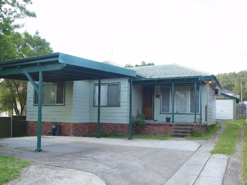 95 Macquarie Road, Fennell Bay NSW 2283