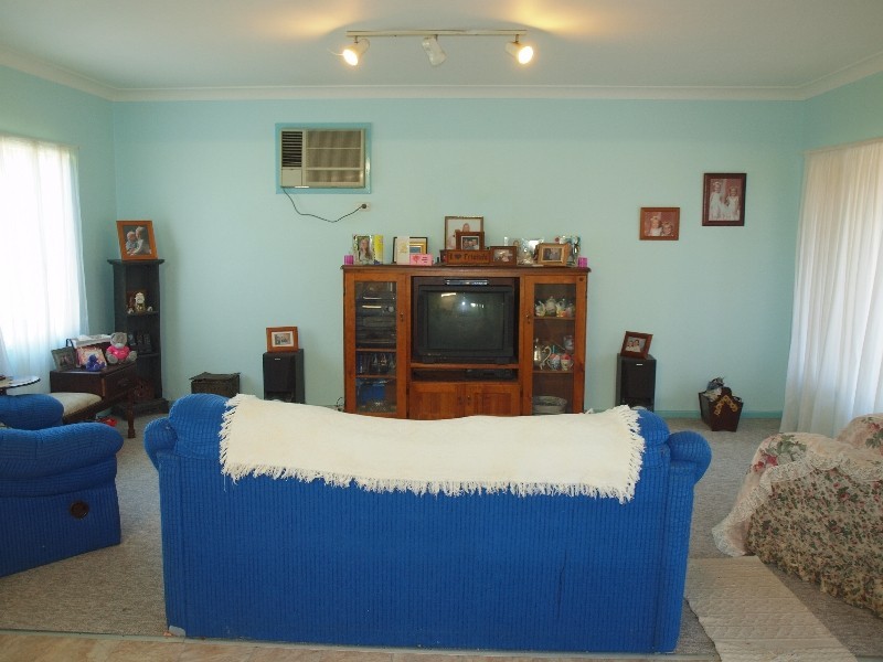 95 Macquarie Road, Fennell Bay NSW 2283