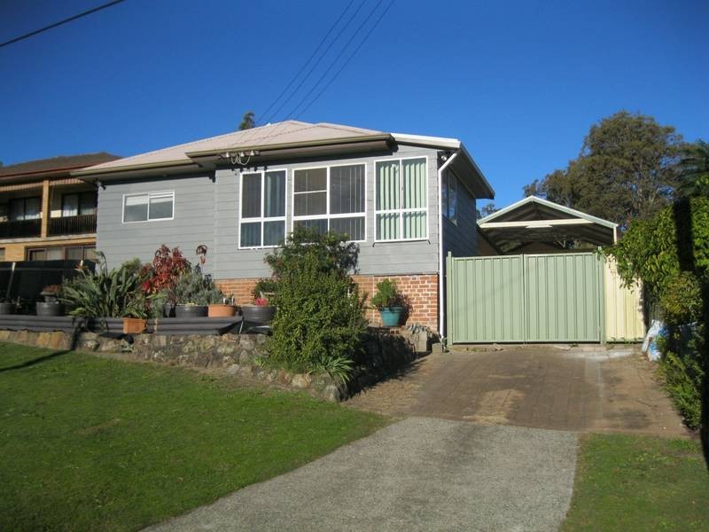 194 Bay Road, Bolton Point NSW 2283