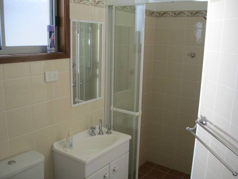 194 Bay Road, Bolton Point NSW 2283