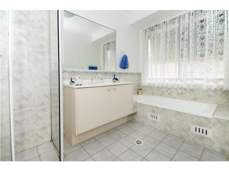 2 Stirling Street, Rathmines NSW 2283