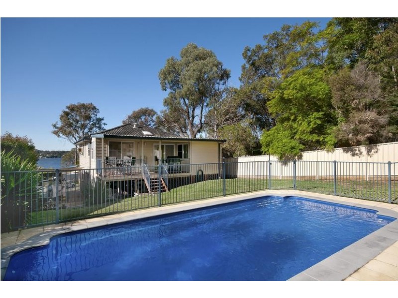 52 Fishing Point Road, Fishing Point NSW 2283