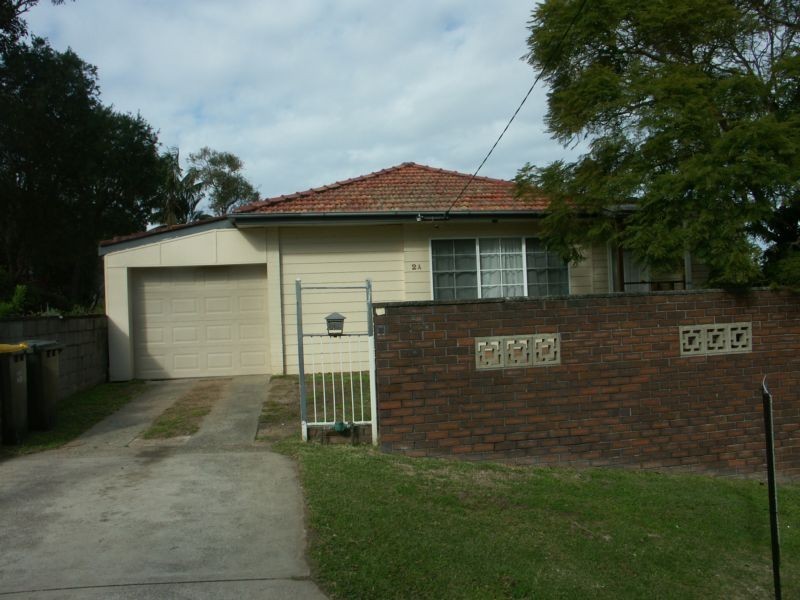 2A Fallside Street, Fishing Point NSW 2283