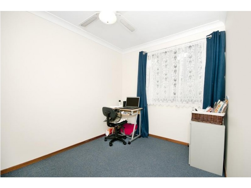 17 Southern Cross Drive, Woodrising NSW 2284